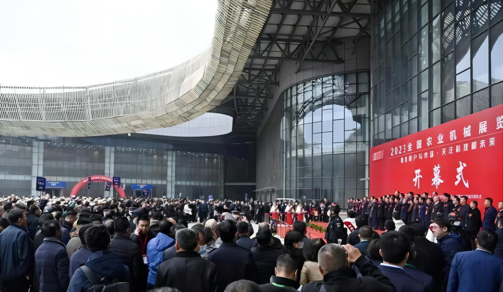 kaiyun开云轮胎携多款农业机械系列轮胎惊艳亮相2023高精尖智能农机展